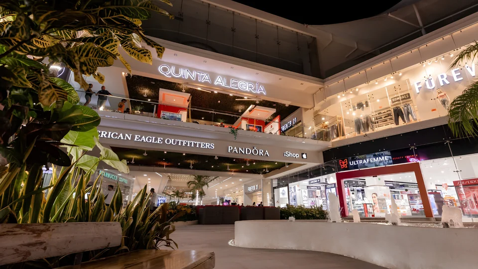 Centro Comercial Quinta Alegría
